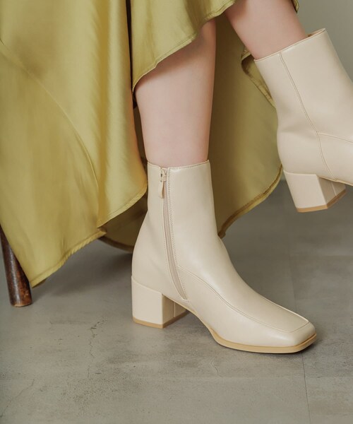 SENSE OF PLACE by URBAN RESEARCH（センスオブプレイスバイアーバンリサーチ）の「ワイドスクエアショートブーツ（ブーツ・レディース・BLACK/IVORY/BEIGE・S/M/L）」の8枚目の写真