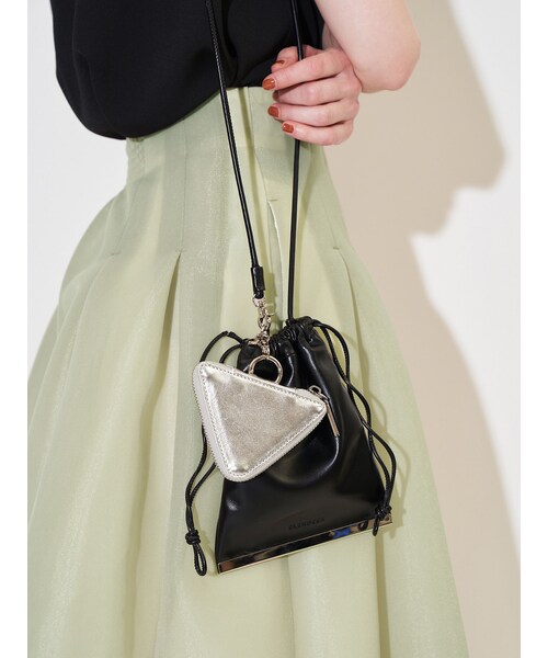 ELENDEEK（エレンディーク）の「MULTI SHOULDER BAG（ショルダーバッグ・レディース・オフホワイト/ブラック/ボルドー/ブラウン/シルバー・F）」の5枚目の写真