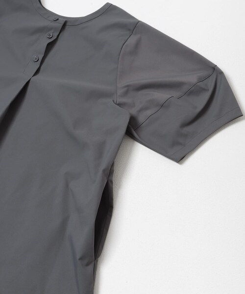 URBAN RESEARCH DOORS(アーバンリサーチドアーズ)の「2WAYランタンスリーブ ワンピース(ワンピース・レディース・CHARCOAL/BLACK・Free)」の10枚目の写真