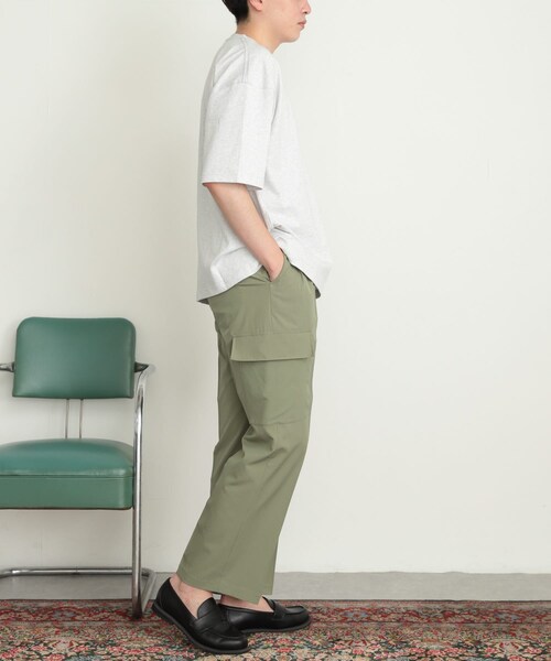 SENSE OF PLACE by URBAN RESEARCH(センスオブプレイスバイアーバンリサーチ)の「テックセンタープレスカーゴスラックス(その他パンツ・メンズ・BLACK/KHAKI・M/L)」の22枚目の写真