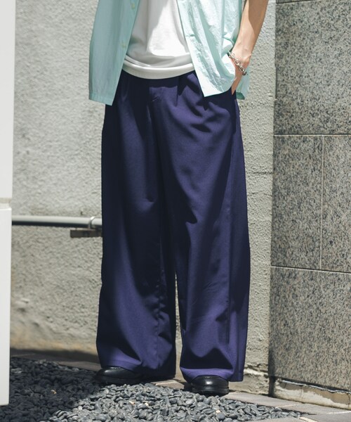 SENSE OF PLACE by URBAN RESEARCH(センスオブプレイスバイアーバンリサーチ)の「サイドタックワイドスラックス(その他パンツ・メンズ・IVORY/BLACK/NAVY・M/L)」の21枚目の写真