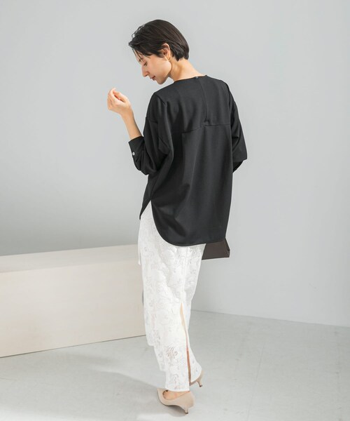 URBAN RESEARCH ROSSO（アーバンリサーチロッソ）の「ストレッチジョーゼットプルオーバー（シャツ/ブラウス・レディース・OFF/MOCHA/BLACK・Free）」の18枚目の写真