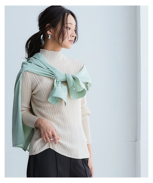 nissen（ニッセン）の「綿１００％ハイネックランダムリブニット＜大きいサイズ有＞（ニット/セーター・レディース・黒/チャコールグレー杢/アイボリー/グレージュ/フォレストイエロー/ライトグレー杢/フューシャピンク・S/M/L/LL/3L）」の7枚目の写真