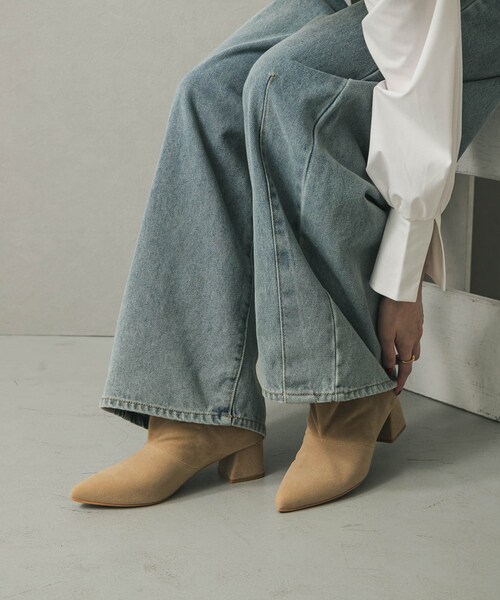 SENSE OF PLACE by URBAN RESEARCH(センスオブプレイスバイアーバンリサーチ)の「ワイドシャフトミドルブーツ(ブーツ・レディース・BLACK/BEIGE・S/M/L)」の3枚目の写真
