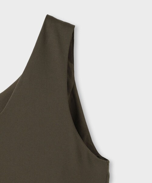 ROPE'（ロペ）の「【一部店舗限定】【REALM（レルム）】U-NECK JERSEY DRESS｜モクロディジャージワンピース　26SS（ワンピース・レディース・ブラック/カーキ・36/38）」の10枚目の写真