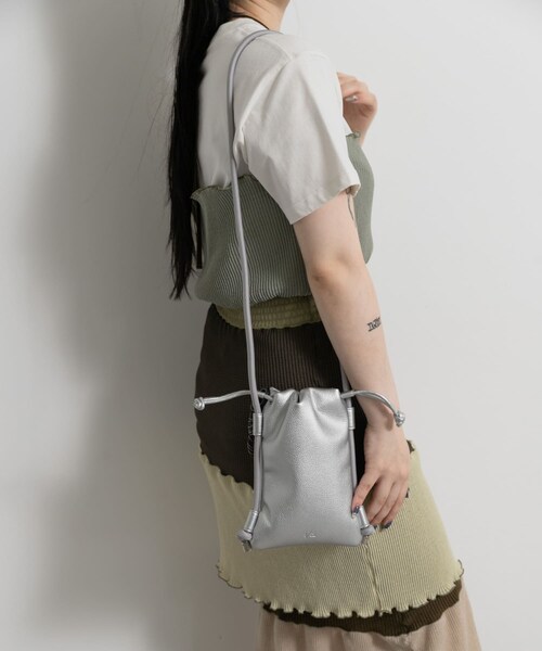 THE GOODLAND MARKET（ザグッドランドマーケット）の「F/CE.　TECH LEATHER MAP POCHETTE（ショルダーバッグ・レディース・Black/Beige/Red/Silver・FREE）」の19枚目の写真