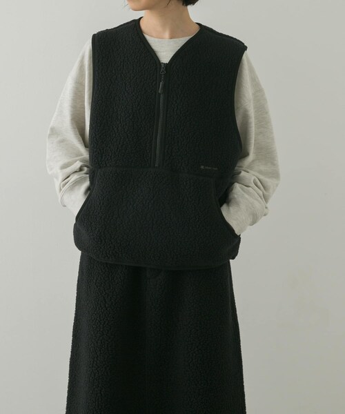 URBAN RESEARCH DOORS(アーバンリサーチドアーズ)の「『別注』Snow Peak Apparel×DOORS ThermalBoa FleeceVest(ベスト・レディース・グレー/ブラック・FREE)」の5枚目の写真