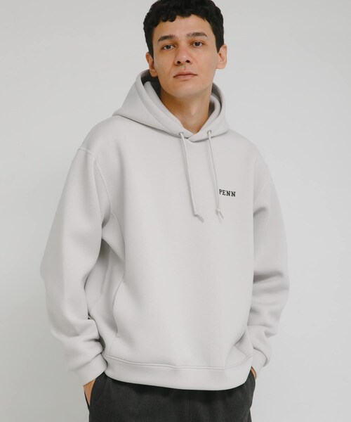 URBAN RESEARCH Sonny Label（アーバンリサーチサニーレーベル）の「カレッジプリントダンボールパーカー（パーカー・メンズ・アイスグレー/チャコール/ネイビー・M/L）」の2枚目の写真