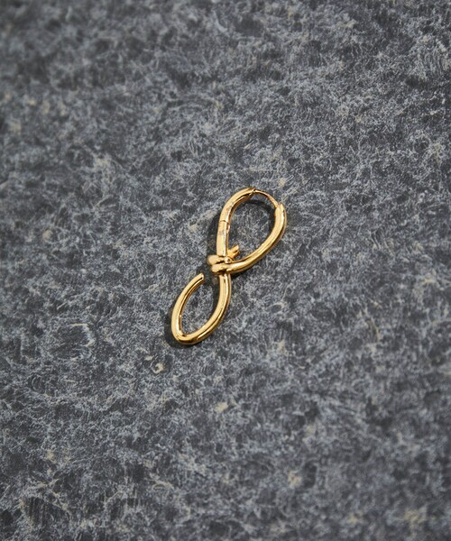 ADAM ET ROPE'（アダムエロペ）の「【公式サイト限定】【MARIA BLACK】Pirro Earring Gold HP（ピアス（片耳用）・レディース・ゴールド・1/2）」の6枚目の写真