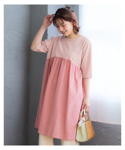 nissen（ニッセン）の「＜大きいサイズ＞綿100％ドビー切替チュニック（チュニック・レディース・黒/グレー/ピンク/サックスブルー・L/LL/3L/4L/5L/6L/8L/10L）」の4枚目の写真