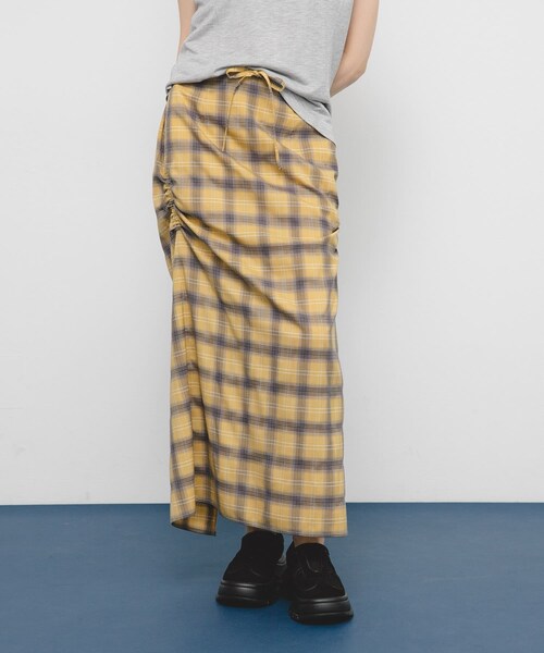 KBF（ケイビーエフ）の「サイドデザインチェックスカート（スカート・レディース・BLACK/YELLOW/BLUE・one）」の2枚目の写真