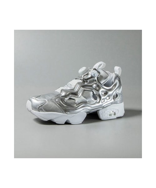 Reebok(リーボック)の「インスタ ポンプフューリー 94 / INSTAPUMP FURY 94(スニーカー・メンズ・100208827/100208828・220 (22cm)/230 (23cm)/235 (23.5cm)/240 (24cm)/245 (24.5cm)/250 (25cm)/255 (25.5cm)/260 (26cm)/265 (26.5cm)/270 (27cm)/275 (27.5cm)/280 (28cm)/285 (28.5cm)/290 (29cm)/300 (30cm)/310 (31cm))」の3枚目の写真