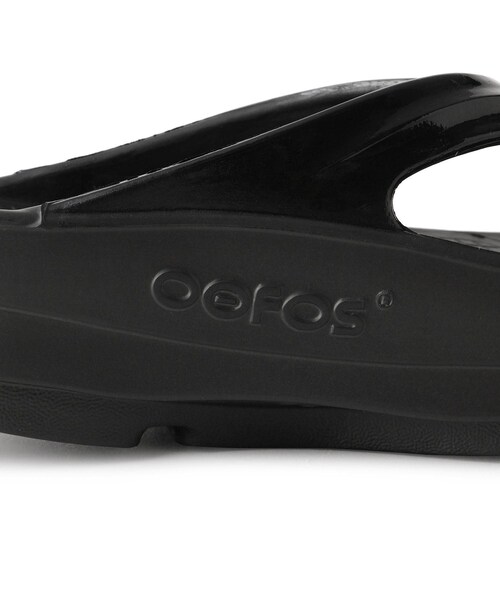 ROPE'（ロペ）の「【WEB限定】【OOFOS(ウーフォス)】OOmega(ウー メガ)/26SS（サンダル・レディース・ブラック/ベージュ・23.0/24.0/25.0）」の15枚目の写真