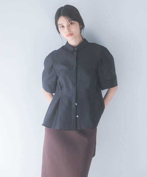 URBAN RESEARCH ROSSO（アーバンリサーチロッソ）の「シアーオーガンジーフォルムシャツ（シャツ/ブラウス・レディース・BLACK/OFF WHITE・Free）」の11枚目の写真