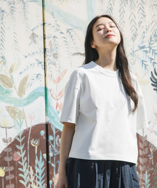 EKAL（エカル）の「『吸水速乾/UVカット』DRY OUT SHORT LENGTH T-SHIRTS（Tシャツ/カットソー・レディース・ダークプラム/ホワイト/アイボリー/ベージュ/チャコール/サルチャ/ブラウンカーキ・FREE）」の11枚目の写真