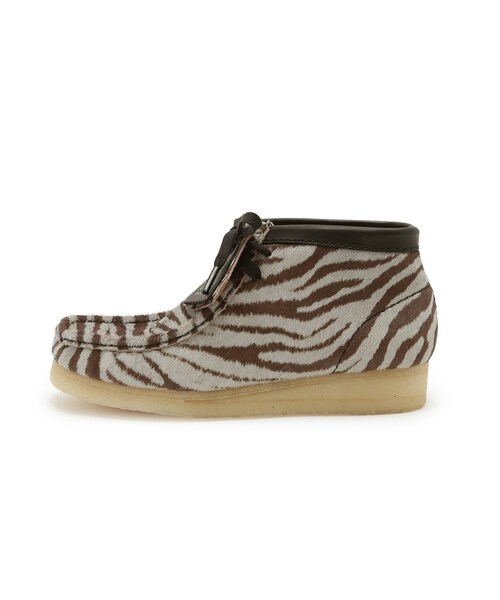 ADAM ET ROPE'(アダムエロペ)の「【CLARKS】WALLABEE BOOTS ZEBRA(モカシン/デッキシューズ・レディース・ホワイト系・36/37/38/39)」の15枚目の写真