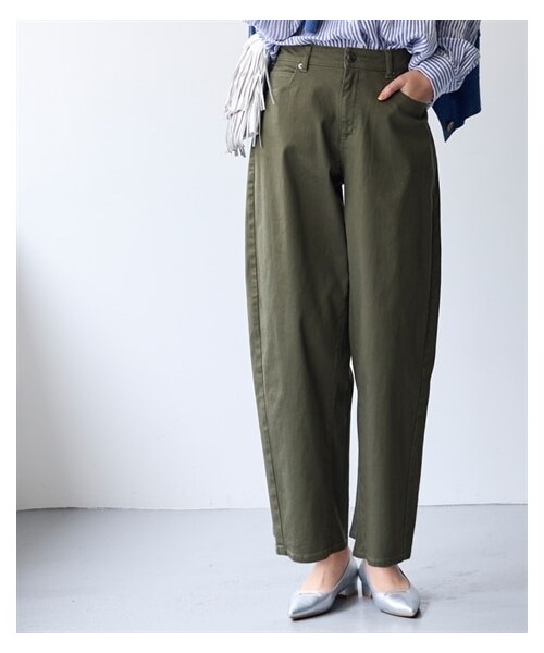 nissen（ニッセン）の「すごのびストレッチツイルカーブパンツ（ゆったりヒップ）＜大きいサイズ有＞（パンツ・レディース・黒/カーキ/ライトベージュ/モカチャコール・S/M/L/LL/3L/4L/5L/6L/8L/10L）」の5枚目の写真