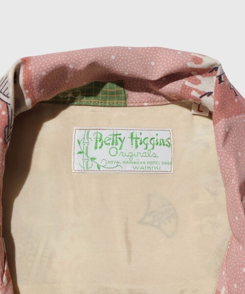 ADAM ET ROPE'(アダムエロペ)の「【SUN SURF/サンサーフ】SANKIN KOTAI BETTY HIGGINS(シャツ/ブラウス・メンズ・ピンク・L/XL)」の9枚目の写真