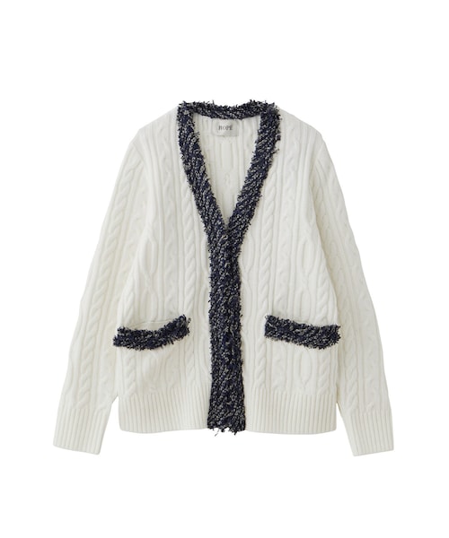 ROPE'（ロペ）の「【一部店舗限定】【LINTON TWEED】カシミヤブレンドケーブルカーディガン（カーディガン/ボレロ・レディース・オフホワイト/ネイビー系・F）」の2枚目の写真