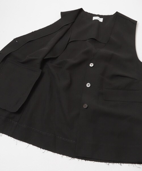URBAN RESEARCH（アーバンリサーチ）の「new basic　SILK LINEN GILET（ベスト・レディース・WHITE/BLACK・Free）」の9枚目の写真