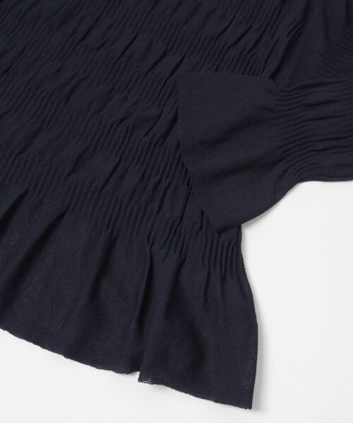 ITEMS URBANRESEARCH（アイテムズ アーバンリサーチ）の「シャーリングフレアスリーブニット（ニット/セーター・レディース・OFF/LVD/NVY・Free）」の16枚目の写真