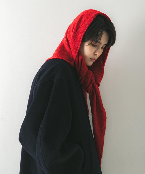 URBAN RESEARCH(アーバンリサーチ)の「ウールカシミヤサンカクストール(ストール/ショール・レディース・WHITE/RED/NAVY・-)」の4枚目の写真