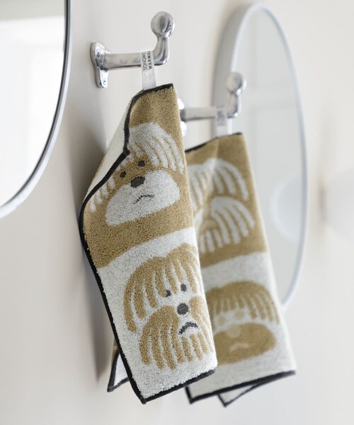 URBAN RESEARCH(アーバンリサーチ)の「WARMGREYTAIL HANDTOWEL-FLUFFY DOG(タオル・メンズ・BEG・-)」の1枚目の写真