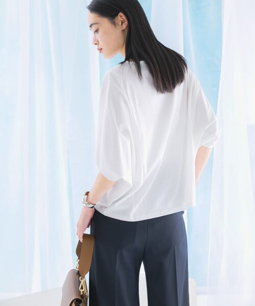 URBAN RESEARCH ROSSO（アーバンリサーチロッソ）の「『一部WEB限定カラー』汗染防止5分袖ドルマンプルオーバー（Tシャツ/カットソー・レディース・D/NAVY/OFF WHITE/L/GREIGE/BLUE/BROWN/BORDEAUX・FREE）」の10枚目の写真