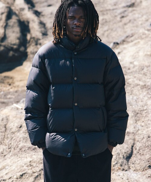 URBAN RESEARCH（アーバンリサーチ）の「KAJIF LIGHT DOWN JACKET（その他アウター・メンズ・BLACK/D.GREEN/ORANGE・M/L）」の6枚目の写真
