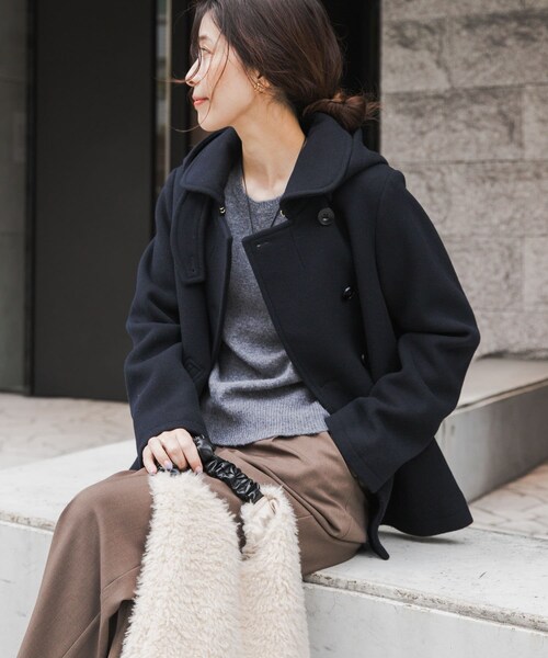 URBAN RESEARCH DOORS（アーバンリサーチドアーズ）の「ショールカラー2WAYショートコート（テーラードジャケット・レディース・CAMEL/NAVY・S/M）」の4枚目の写真