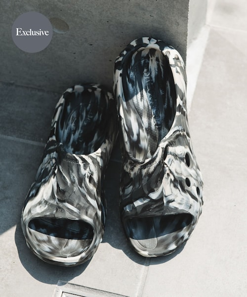 URBAN RESEARCH DOORS(アーバンリサーチドアーズ)の「MERRELL Exclusive HYDRO SLIDE 2(サンダル・メンズ・BLK/WHT・25/26/27/28/29)」の1枚目の写真