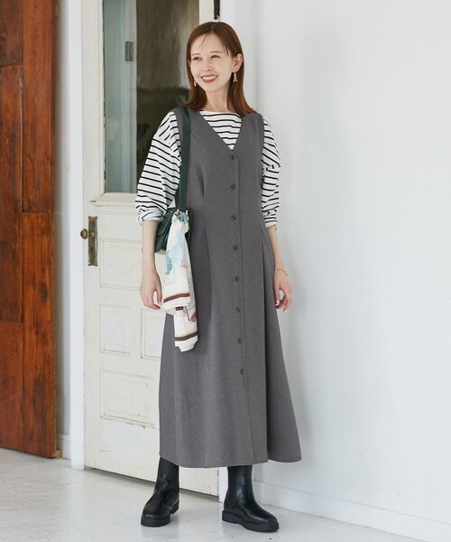 ROPE' PICNIC（ロペピクニック）の「ウエストタックジャンパースカート（ジャンパースカート・レディース・ブラック系/グレー/ライトグレー/ベージュ系/ネイビー・F）」の17枚目の写真