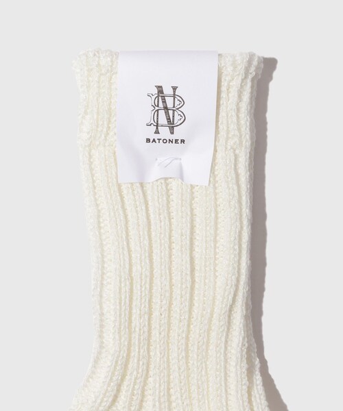 ADAM ET ROPE'(アダムエロペ)の「【BATONER/バトナー】LINEN SOCKS(ソックス/靴下・メンズ・ブラック/ホワイト・F)」の4枚目の写真
