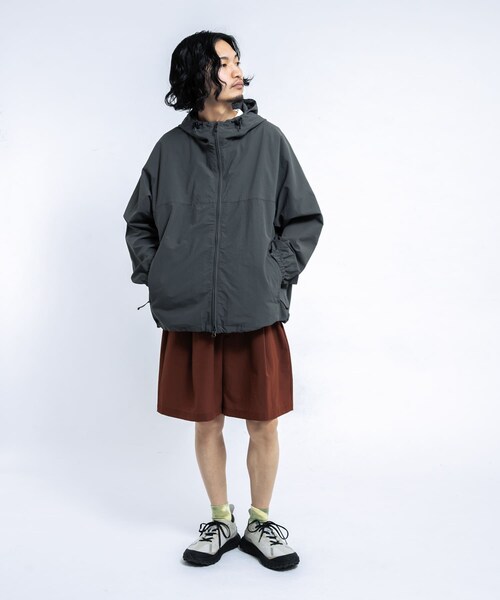 EKAL（エカル）の「『UR TECH』ナイロンタッサーフーディー（テーラードジャケット・メンズ・イエロー/ネイビー/グラファイト/レイクブルー・M/L）」の12枚目の写真