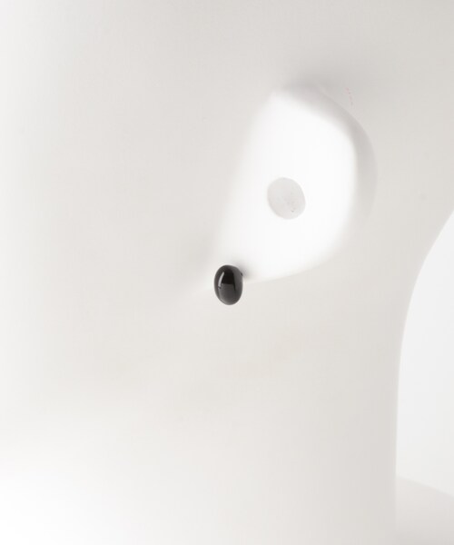 URBAN RESEARCH DOORS（アーバンリサーチドアーズ）の「カラーオーブピアス（ピアス（両耳用）・レディース・OFF/BLACK・One）」の7枚目の写真