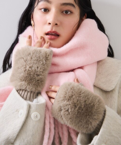 VIS（ビス）の「フィンガーレスファーアームウォーマー（手袋・レディース・キナリ/ベージュ・F）」の6枚目の写真