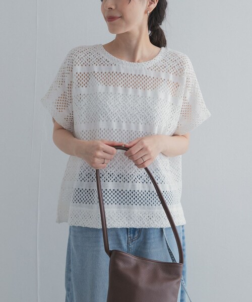 URBAN RESEARCH DOORS（アーバンリサーチドアーズ）の「クロップドレースプルオーバー（その他トップス・レディース・OFF/BLACK/BROWN・Free）」の5枚目の写真