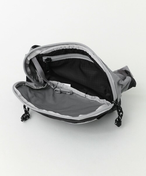 URBAN RESEARCH DOORS（アーバンリサーチドアーズ）の「L.L.Bean　ストアウェイヒップパック（ボディバッグ/ウエストポーチ・レディース・Black・FREE）」の8枚目の写真