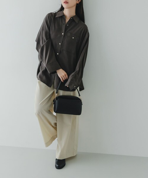 RODE SKO（ロデスコ）の「フロントポケットショルダーバッグ（ショルダーバッグ・レディース・BLACK/BEIGE/BLUE/GRAY・One）」の11枚目の写真