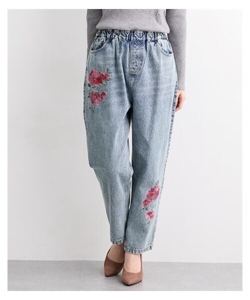 nissen（ニッセン）の「花刺しゅうデニム【Hana服】（パンツ・レディース・ネイビー/ブラック・S/M/L/LL）」の2枚目の写真