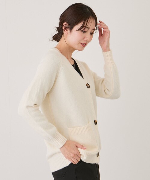 Jayro（ジャイロ）の「カラーVネックカーディガン（カーディガン/ボレロ・レディース・ブラック/グレー/ホワイト系/ベージュ/グリーン/キミドリ/カーキ/ブルー系/レッド/オレンジ・F）」の19枚目の写真