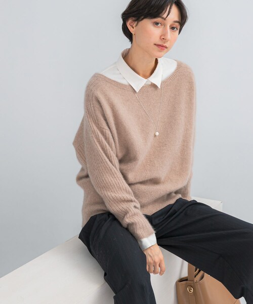 URBAN RESEARCH ROSSO（アーバンリサーチロッソ）の「エアリーニット2WAYネックプルオーバー（ニット/セーター・レディース・GRAY/BEIGE・Free）」の20枚目の写真