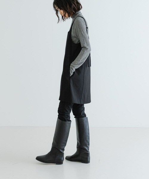 URBAN RESEARCH(アーバンリサーチ)の「スクエアネックミニジャンパーワンピース(ワンピース・レディース・BLACK/CHARCOAL・FREE)」の9枚目の写真