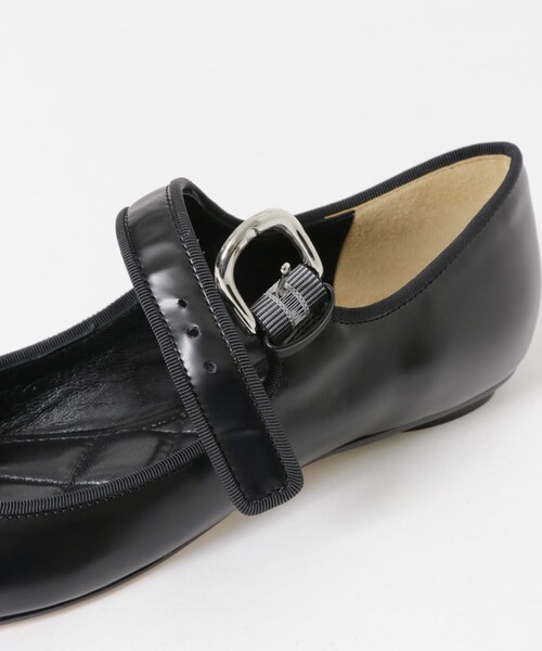 URBAN RESEARCH(アーバンリサーチ)の「PIPPICHIC chu chu pearl mary jane 6(バレエシューズ・レディース・black・36.5/37/37.5)」の7枚目の写真