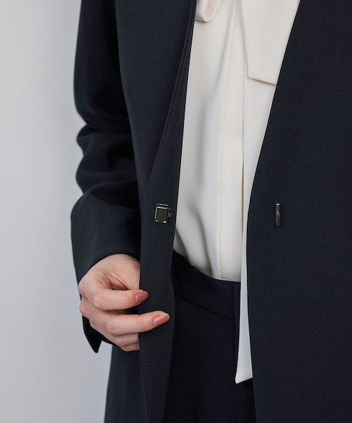 ROPE'（ロペ）の「トリアセダブルクロス Ｖネックジャケット/イージーケア・セットアップ対応・25AW（ノーカラージャケット・レディース・ネイビー・36/38/40）」の21枚目の写真