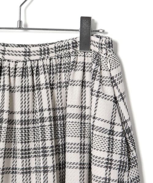ROPE'（ロペ）の「ギマチェックギャザーフレアスカート（スカート・レディース・ブラック・36/38）」の7枚目の写真