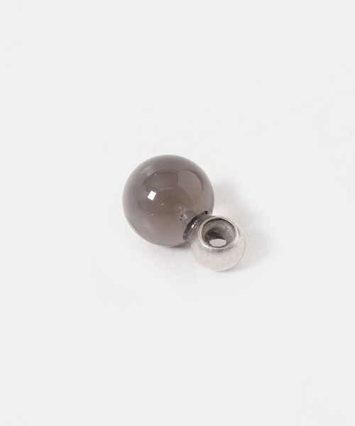 URBAN RESEARCH（アーバンリサーチ）の「PLOW　Charm Ball Smoky 8（チャーム・レディース・Silver925・-）」の4枚目の写真