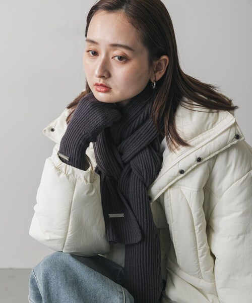 SENSE OF PLACE by URBAN RESEARCH（センスオブプレイスバイアーバンリサーチ）の「モチモチニットグローブ（ベルト・レディース・CHARCOAL/RED/GRAY・one）」の5枚目の写真