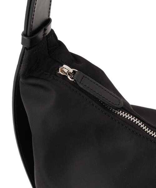 ADAM ET ROPE'（アダムエロペ）の「【NOTHING WRITTEN（ナッシングリトゥン）】HT NYLON SHOULDER BAG（ショルダーバッグ・レディース・ブラック/ホワイト系・F）」の21枚目の写真