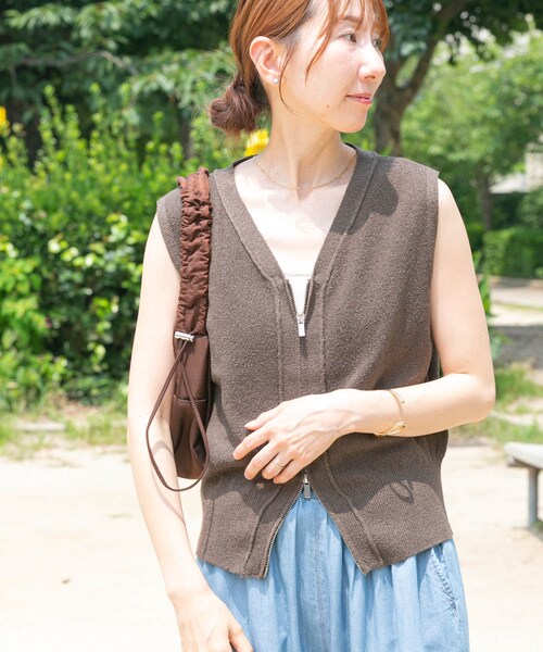 ITEMS URBANRESEARCH（アイテムズ アーバンリサーチ）の「ブークレジップベスト（ベスト・レディース・BEG/NVY/MOC・FREE）」の5枚目の写真